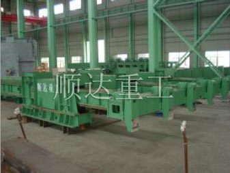 入爐、出(chū)爐、長坯、短坯推鋼(gang)機