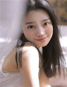 女儿的男朋友7中汉字晋通话-被男同桌扯乳罩捏胸玩乳漫画