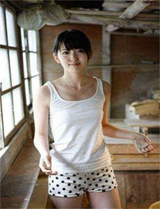 井川里予吃的好认真视频-蓝血族